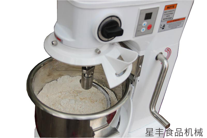 專業(yè)的大型和面機(jī)供應(yīng)商-星豐食品機(jī)械工廠